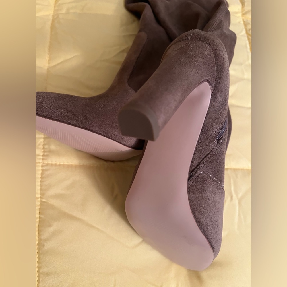 Thigh, high 2 1/2 3 inch heel boots
